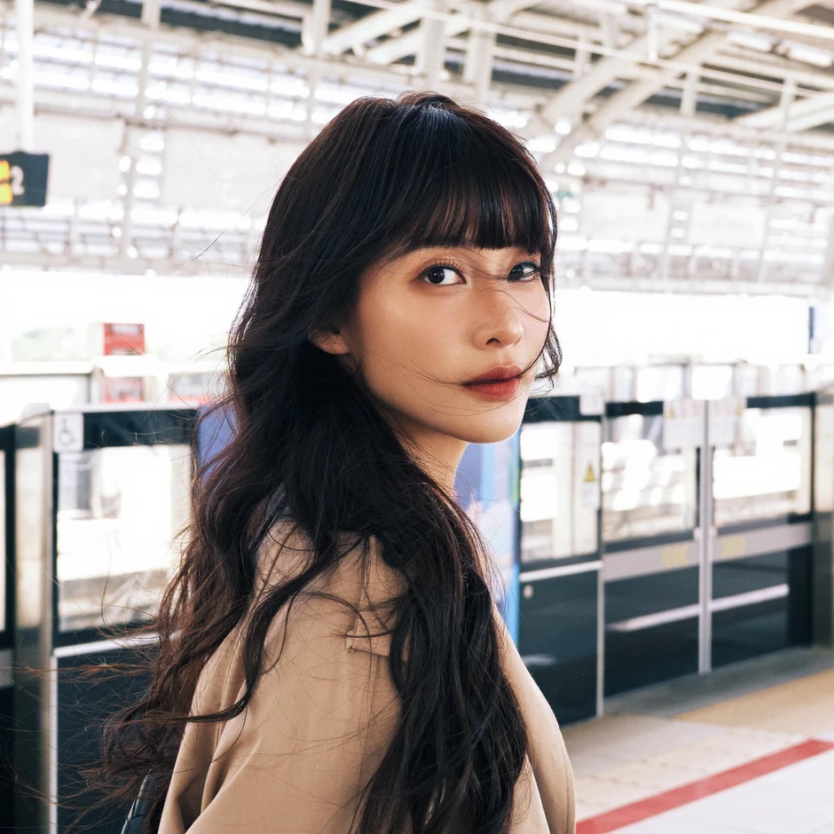 Mỹ nhân Việt mới 15 tuổi đã nổi tiếng cả nước: Được đề cử đẹp nhất thế giới, so kè với Jennie và Nhiệt Ba