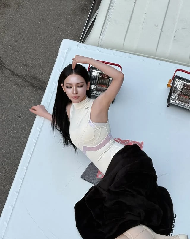 , thánh body, diễn viên, mỹ nhân, gái xinh, Lisa, Karina
