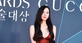 Moon Ga Young đẹp nhất Baeksang 2026
