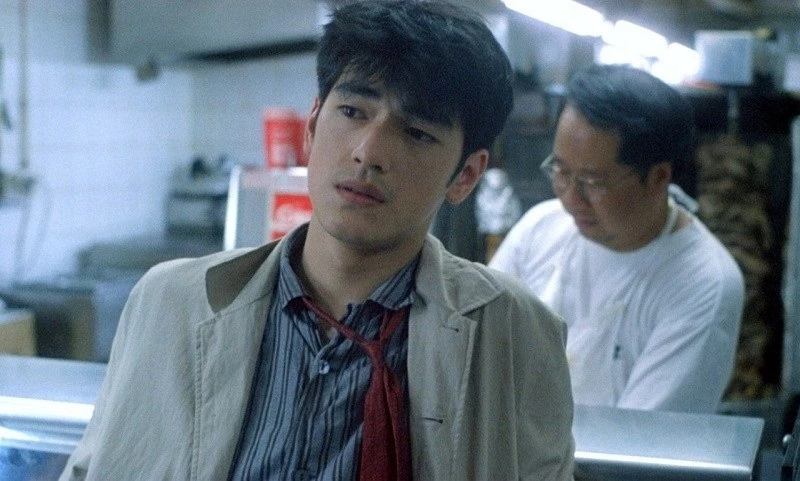 Người đàn ông duy nhất khiến Song Hye Kyo, Trần Kiều Ân mê mệt