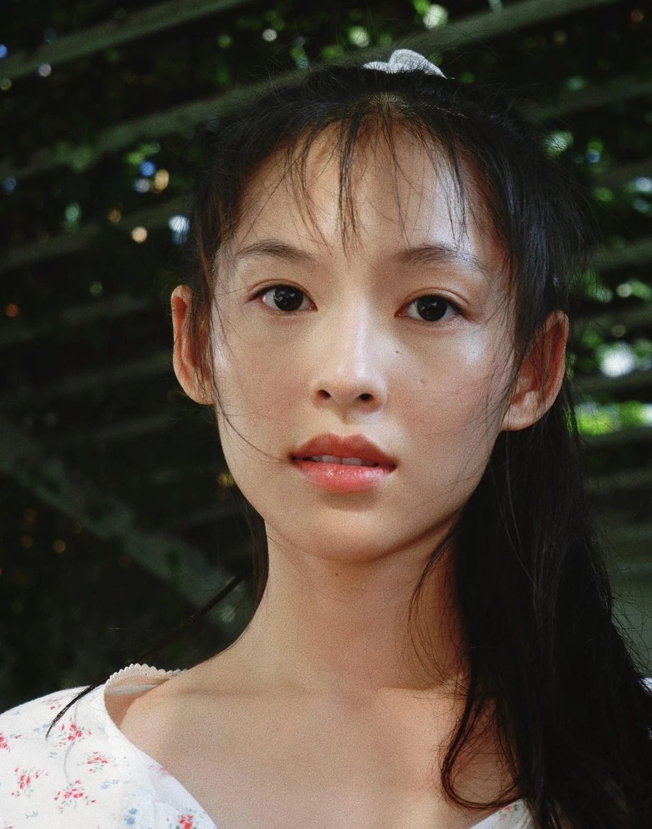 Nguyễn Minh Hà đẹp như Chương Bá Chi và Chương Tử Di