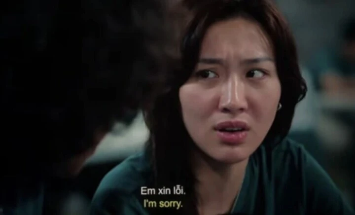 Nhan sắc đời thường của nữ diễn viên áo số 371 gây sốt trong 'Trại buôn người' Nhan sắc đời thường của nữ diễn viên áo số 371 gây sốt trong 'Trại buôn người'