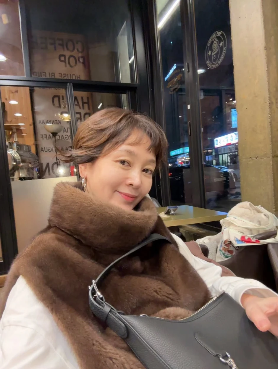 Nhan sắc gây sốc của Lee Seung Yeon Nhan sắc gây sốc của Lee Seung Yeon