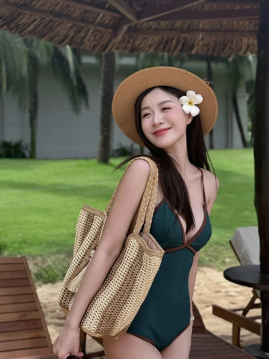 Nhan sắc thật của Trang Emma Nhan sắc thật của Trang Emma