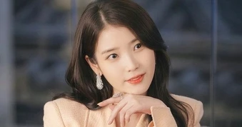 Nhìn cát-xê của IU mới thấy chẳng còn tương lai nào cho Hàn Quốc