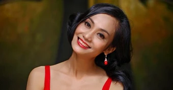 NSƯT Hạnh Thúy đóng 10 vai như 1 vẫn đắt show khủng khiếp