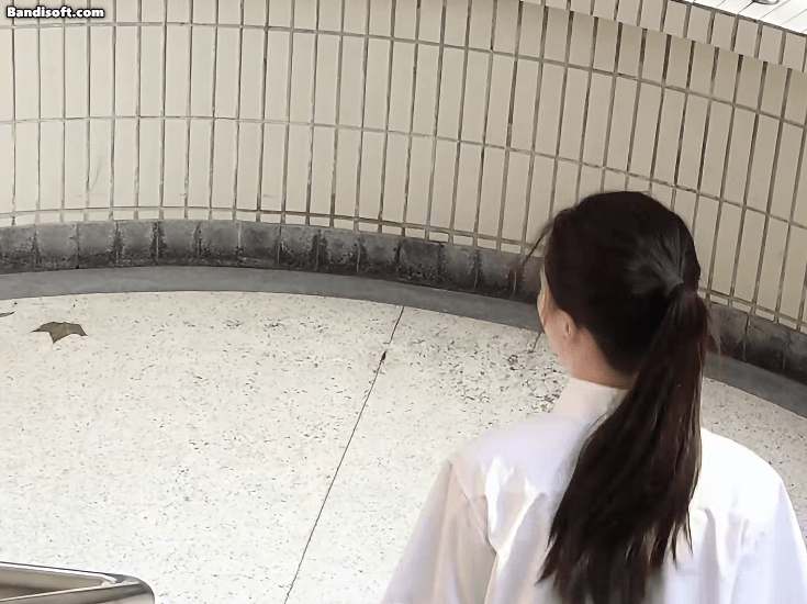Nữ sinh 15 tuổi nhìn như lai giữa Lưu Diệc Phi với Trương Bá Chi, cả MXH còn tưởng AI 100%