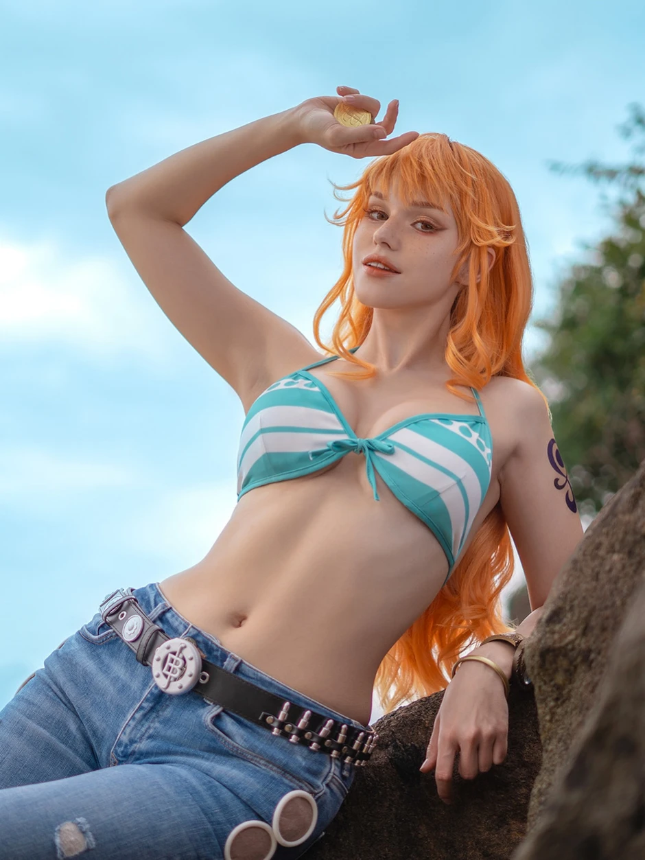 One Piece: Ngắm màn cosplay Nami "chuẩn không cần chỉnh" sau 2 năm timeskip