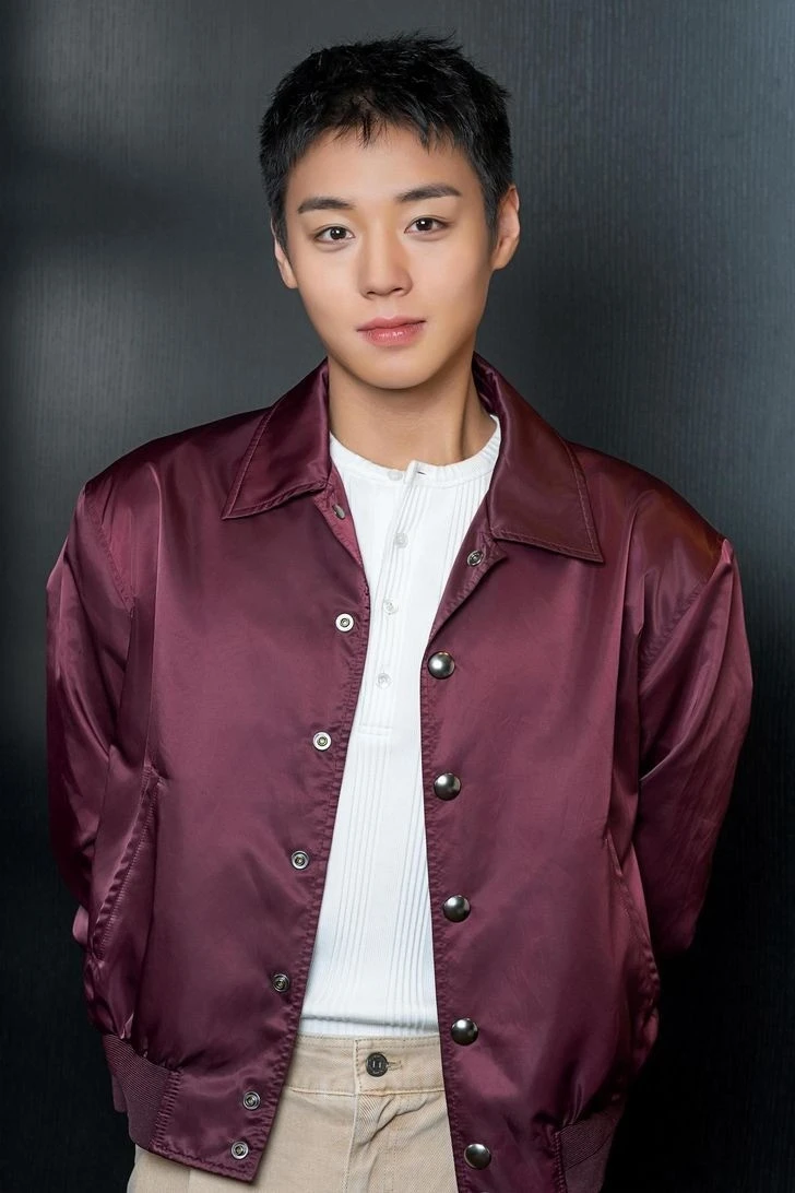 Park Ji Hoon diễn đỉnh đến mức đưa phim Hàn lên tầm cao mới