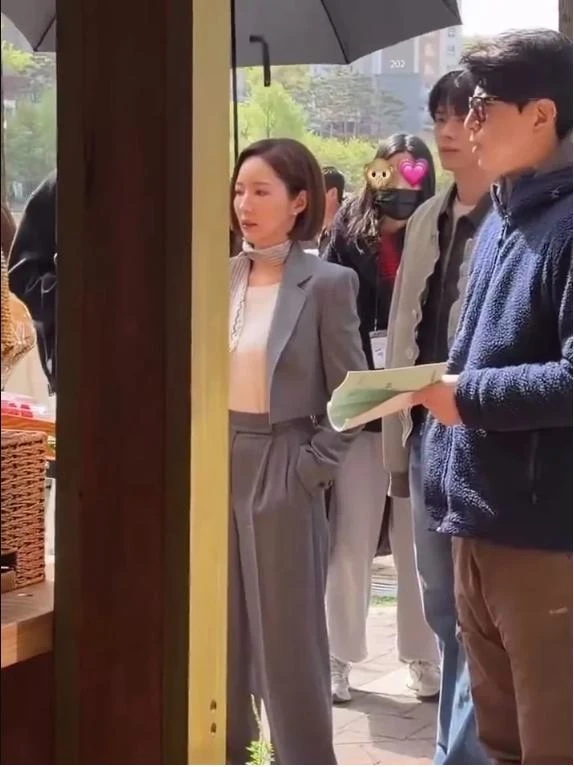 Park Min Young đã lấy lại hướng dẫn sử dụng nhan sắc rồi