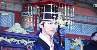 Perfect Crown nhận bão tẩy chay vì làm sai lệch lịch sử