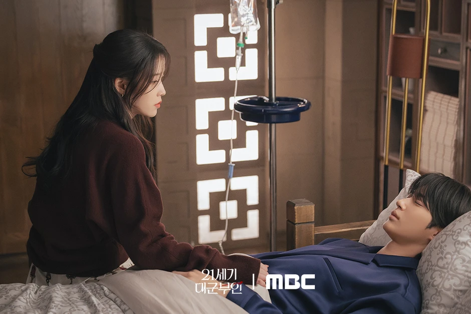 Perfect Crown tập 11: Byeon Woo Seok chính thức lên ngôi vua