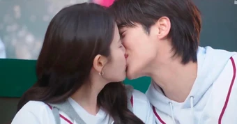 Perfect Crown tập cuối: IU - Byeon Woo Seok lật mặt cực căng
