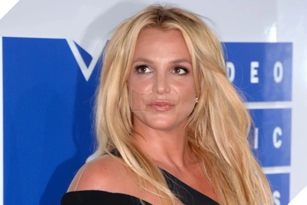 Phim Tiểu Sử Britney Spears Chính Thức Có Biên Kịch, Cha Đẻ New Girl Chấp Bút