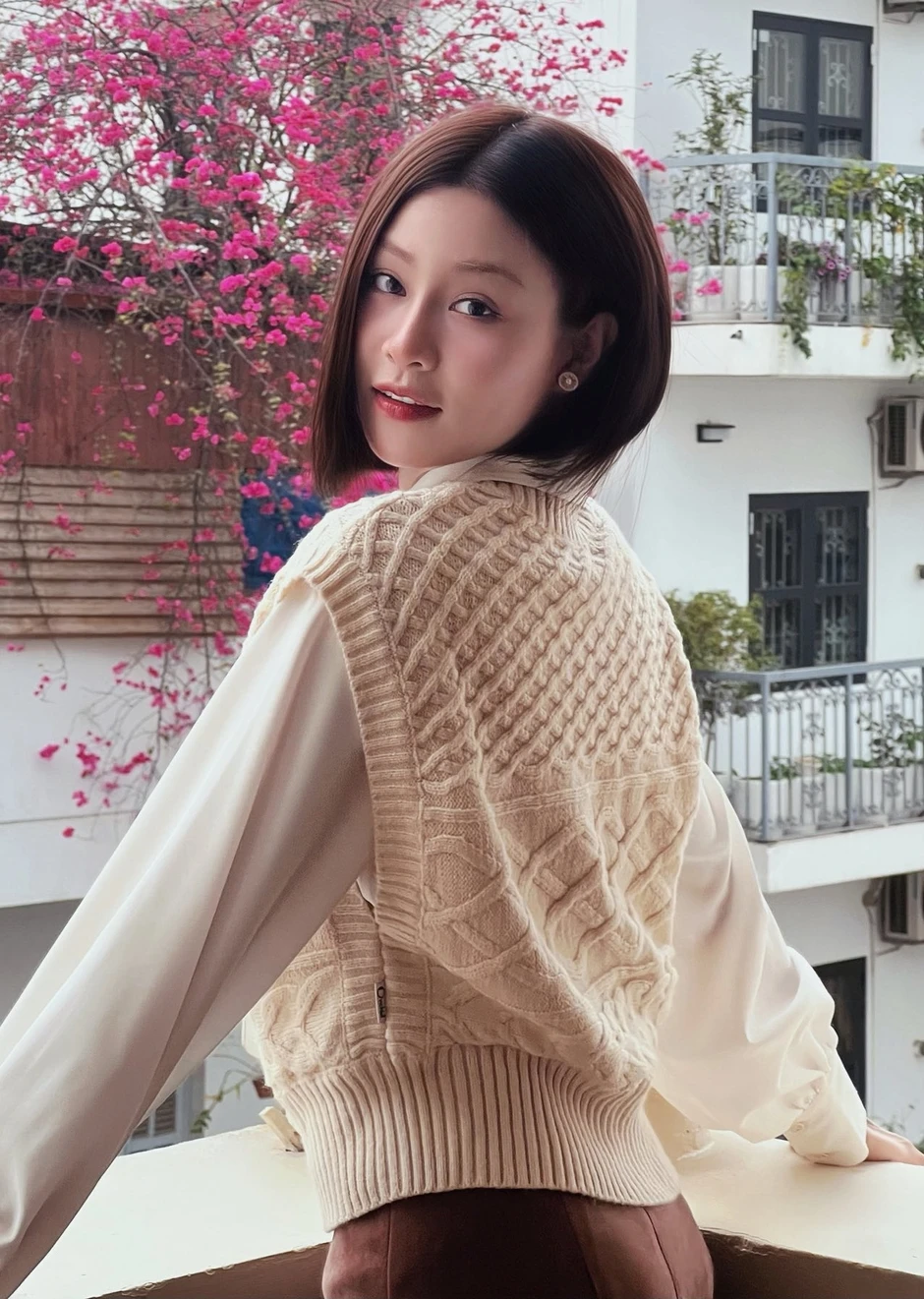 Quỳnh Châu già đi chục tuổi vì kiểu tóc thảm họa