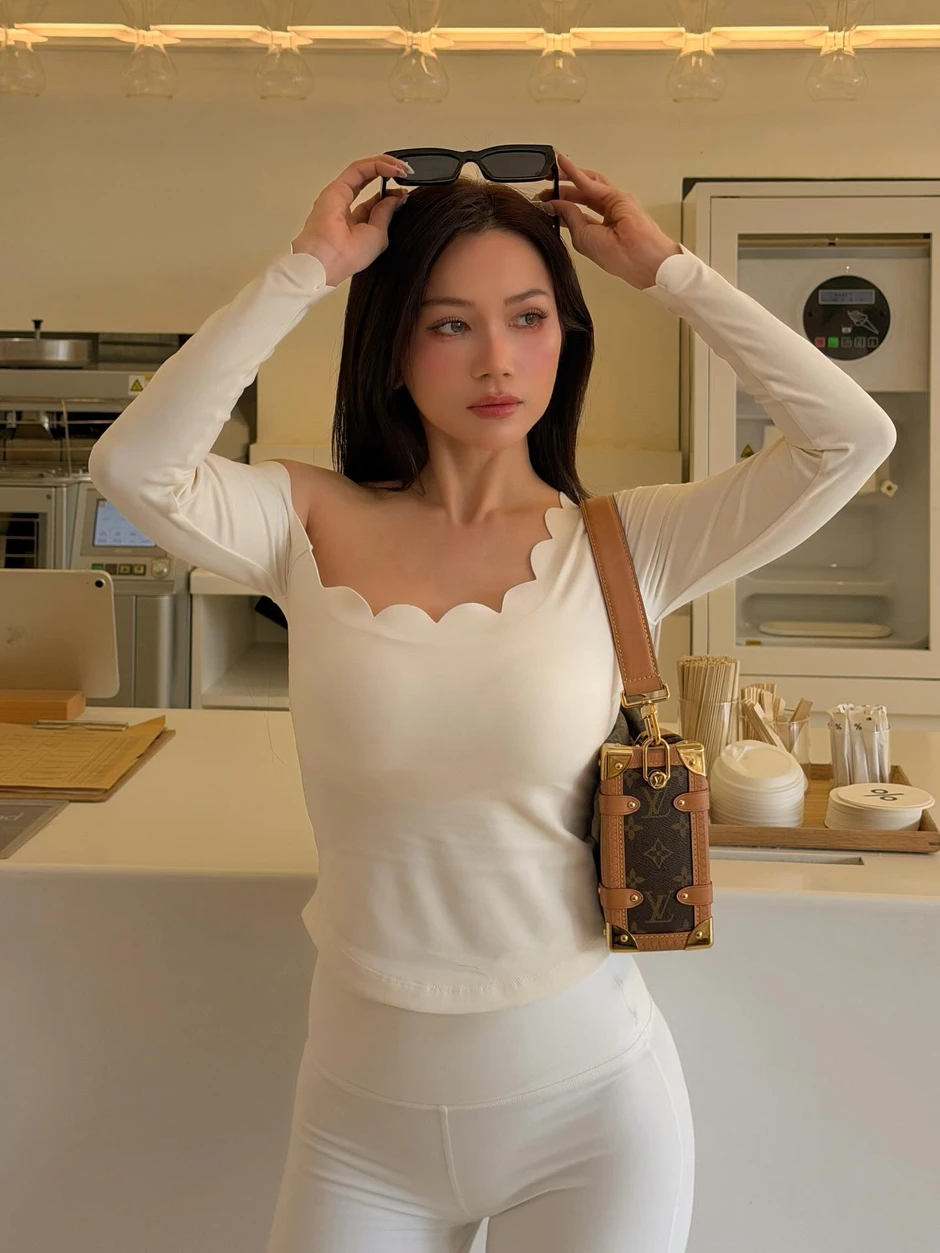 Sỹ Thanh lại khiến fan ngỡ ngàng với bộ ảnh mới