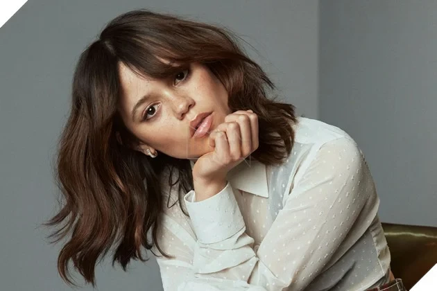 Sao Nữ Jenna Ortega Từng Nhịn Ăn, Uống Cả Ngày Khi Còn Là Sao Nhí