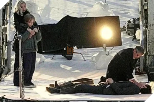 Scarlett Johansson Lộ Kiểu Tóc Mới Trong The Batman 2, Làm Dấy Lên Loạt Giả Thuyết Scarlett Johansson Lộ Kiểu Tóc Mới Trong The Batman 2, Làm Dấy Lên Loạt Giả Thuyết