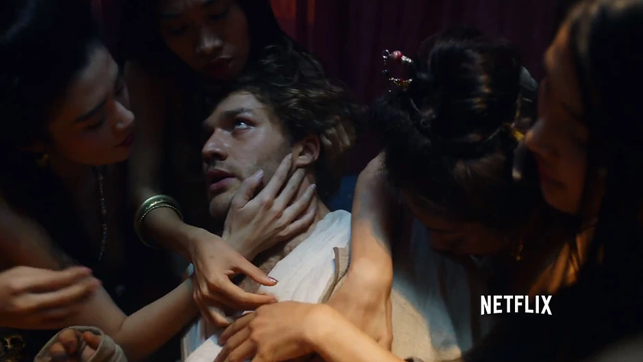 Siêu phẩm 18+ "đắt xắt ra miếng" của Netflix với tham vọng soán ngôi Game of Thrones