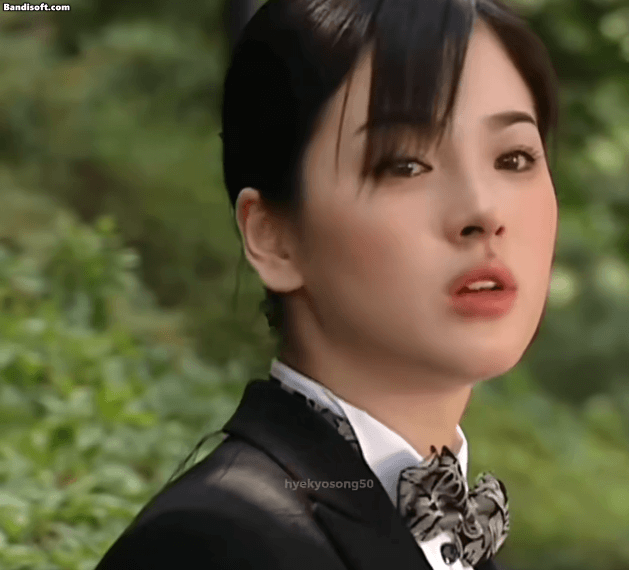 Song Hye Kyo 25 năm trước: Nhan sắc đẹp hơn thiên thần ở vai diễn nổi loạn nhất sự nghiệp Song Hye Kyo 25 năm trước: Nhan sắc đẹp hơn thiên thần ở vai diễn nổi loạn nhất sự nghiệp