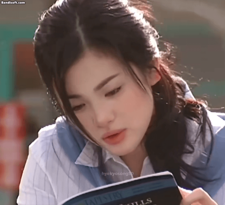 Song Hye Kyo 25 năm trước: Nhan sắc đẹp hơn thiên thần ở vai diễn nổi loạn nhất sự nghiệp Song Hye Kyo 25 năm trước: Nhan sắc đẹp hơn thiên thần ở vai diễn nổi loạn nhất sự nghiệp