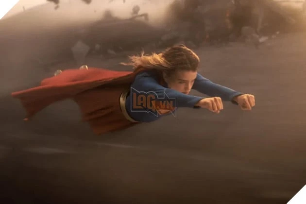 Supergirl Gây Ấn Tượng Mạnh: Milly Alcock Tỏa Sáng, Momoa Bùng Nổ Với Vai Lobo Supergirl Gây Ấn Tượng Mạnh: Milly Alcock Tỏa Sáng, Momoa Bùng Nổ Với Vai Lobo