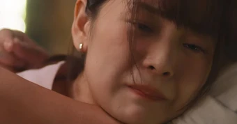 Tam Triều Dâng là nữ hoàng nước mắt đẹp nao lòng