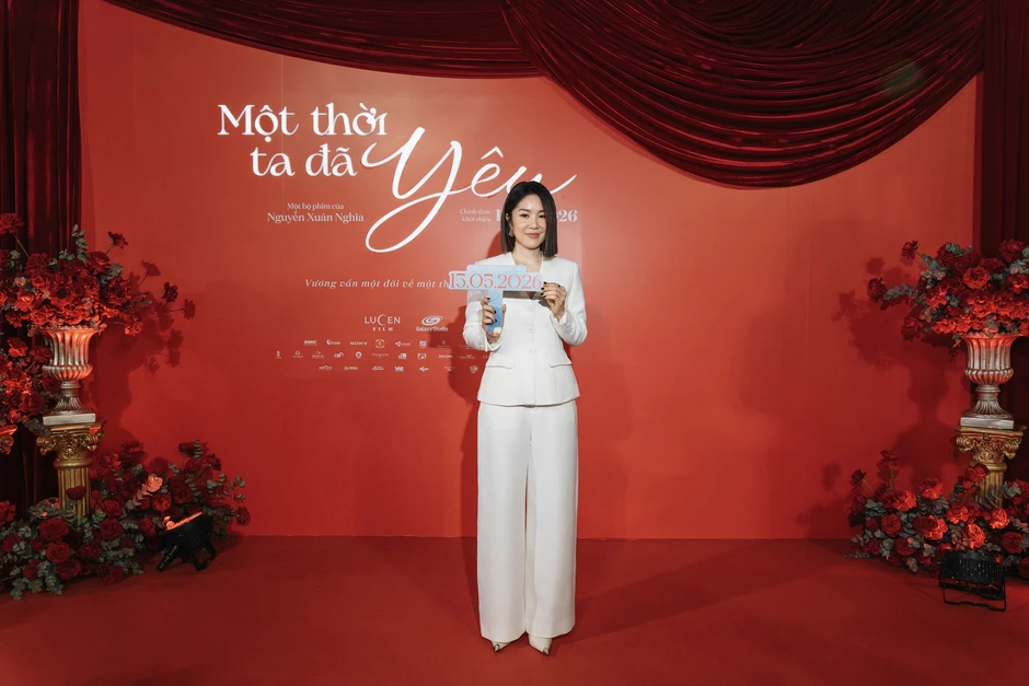 Thảm đỏ Một Thời Ta Đã Yêu: Ngọc Trinh - Quốc Trường quá đẹp đôi