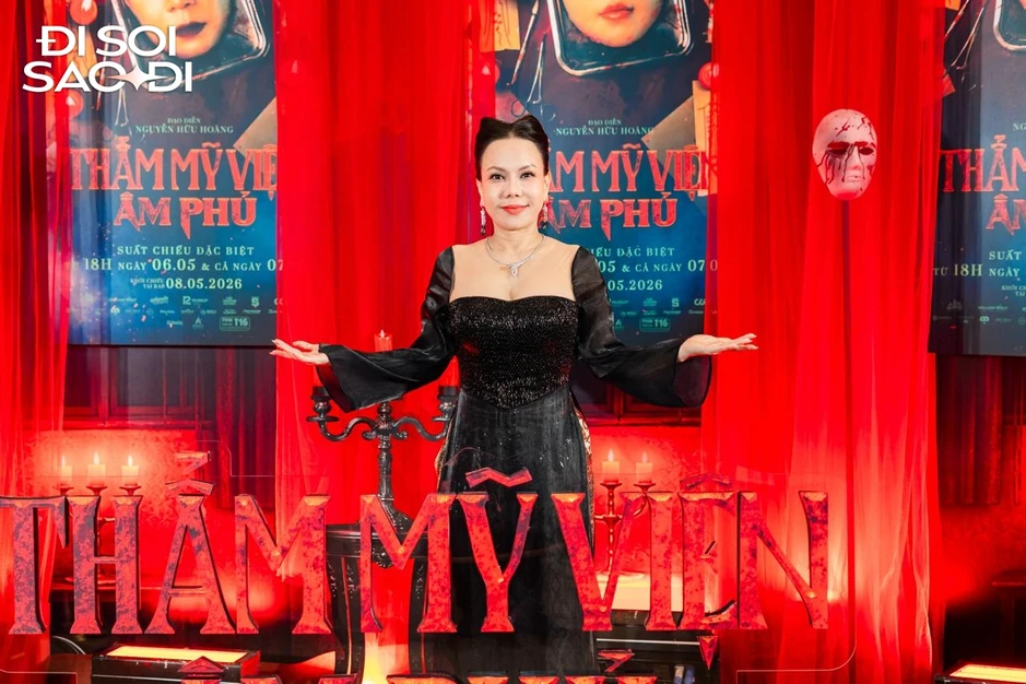 Thảm đỏ Thẩm Mỹ Viện Âm Phủ: Ngọc Trinh - Tiểu Vy đọ sắc khét lẹt