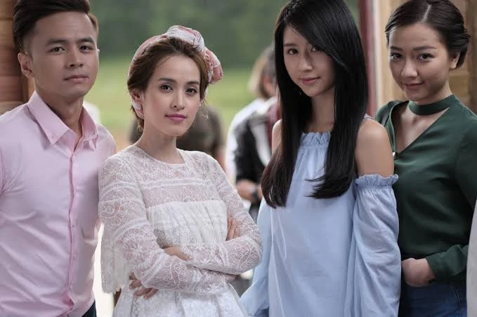 Thánh hack tuổi Vbiz lọt đề cử đẹp nhất thế giới, nhan sắc như Chi Pu - Tiểu Vy cộng lại Thánh hack tuổi Vbiz lọt đề cử đẹp nhất thế giới, nhan sắc như Chi Pu - Tiểu Vy cộng lại