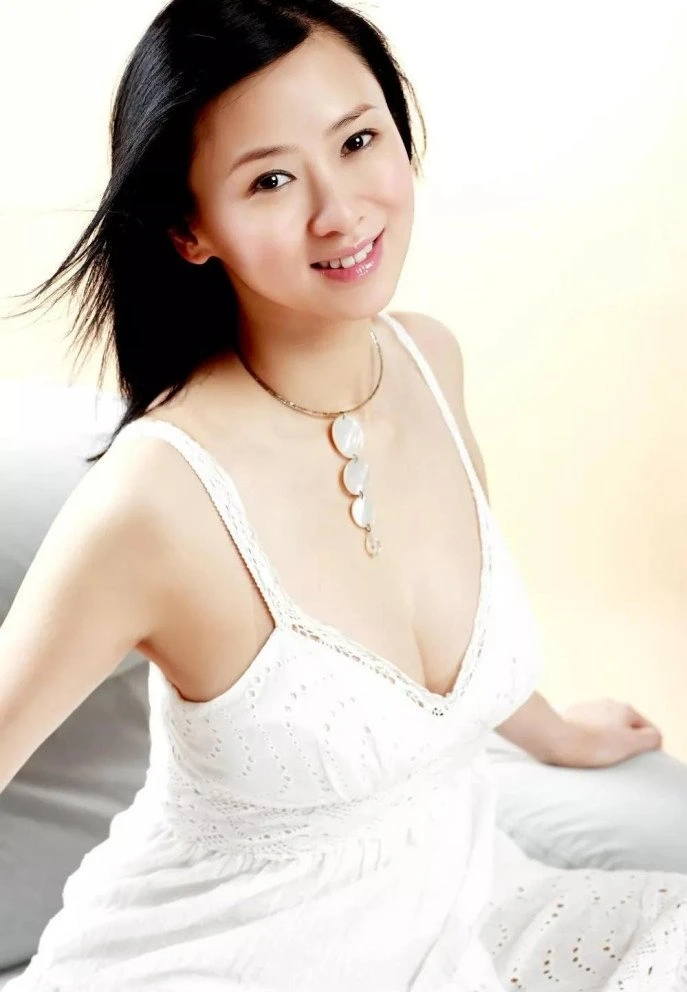 Thời hoàng kim của dòng phim 18+ Hong Kong và những "nàng thơ" làm khuynh đảo màn ảnh thập niên 90