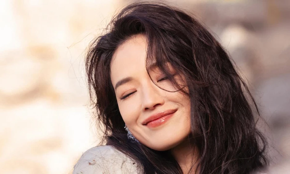 Thời hoàng kim của dòng phim 18+ Hong Kong và những "nàng thơ" làm khuynh đảo màn ảnh thập niên 90