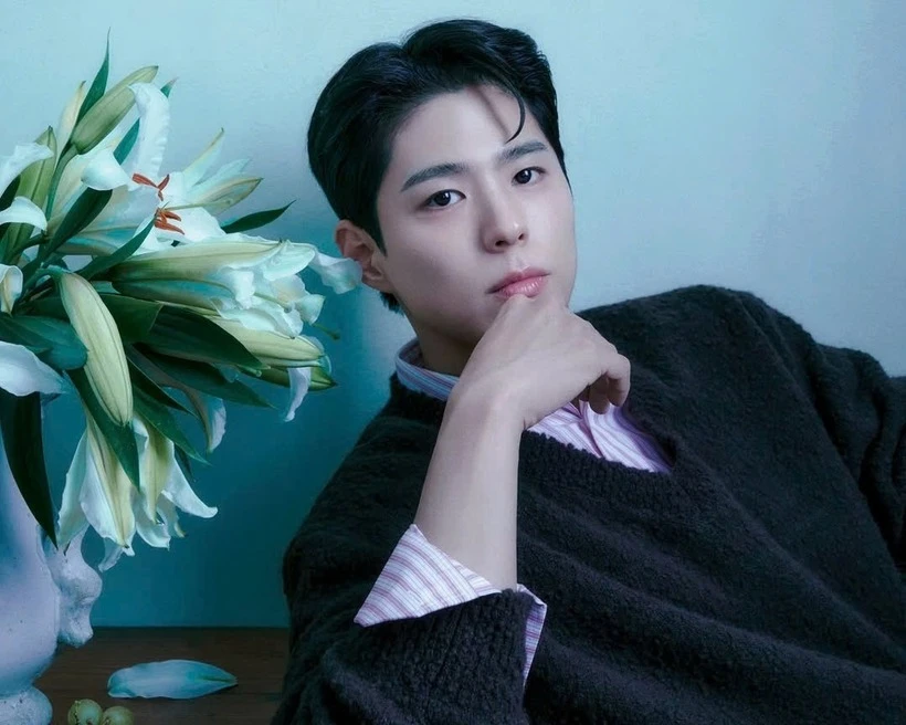 Trấn Thành chễm chệ ngang hàng với Park Bo Gum