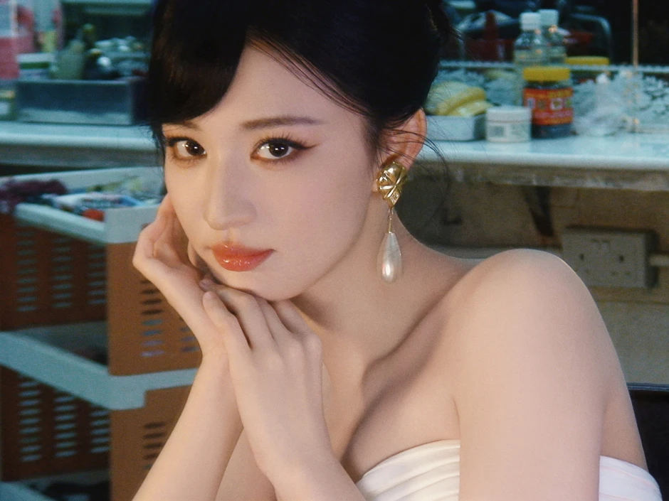 Trò cười mang tên tiểu hoa đán lứa 95