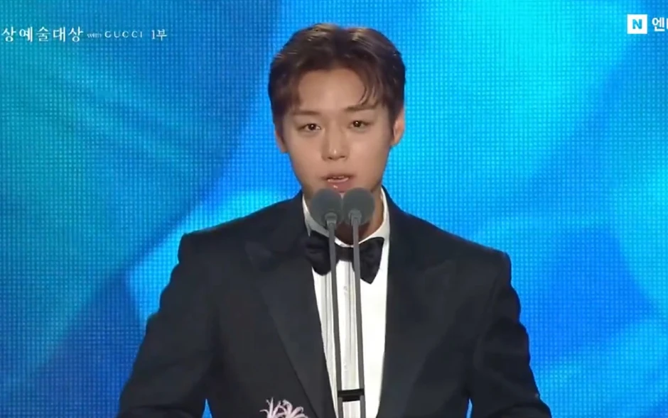 Trực tiếp Baeksang 2026: Giải thưởng danh giá sẽ thuộc về ai?