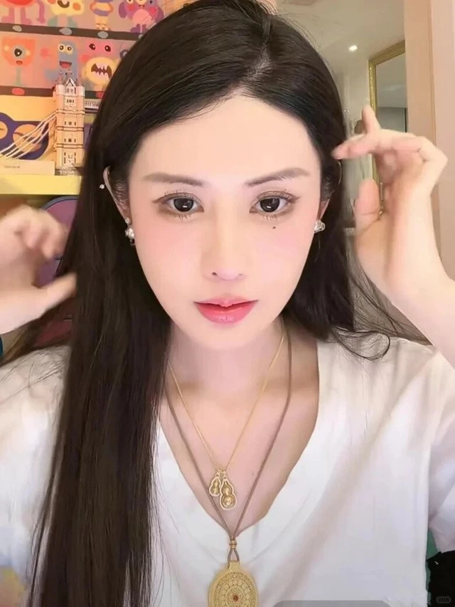 Từ cô nhân viên gội đầu đến phú bà nghìn tỷ: Thao túng tâm lý đàn ông đến mức từ đại gia đến trai trẻ cũng mê mệt