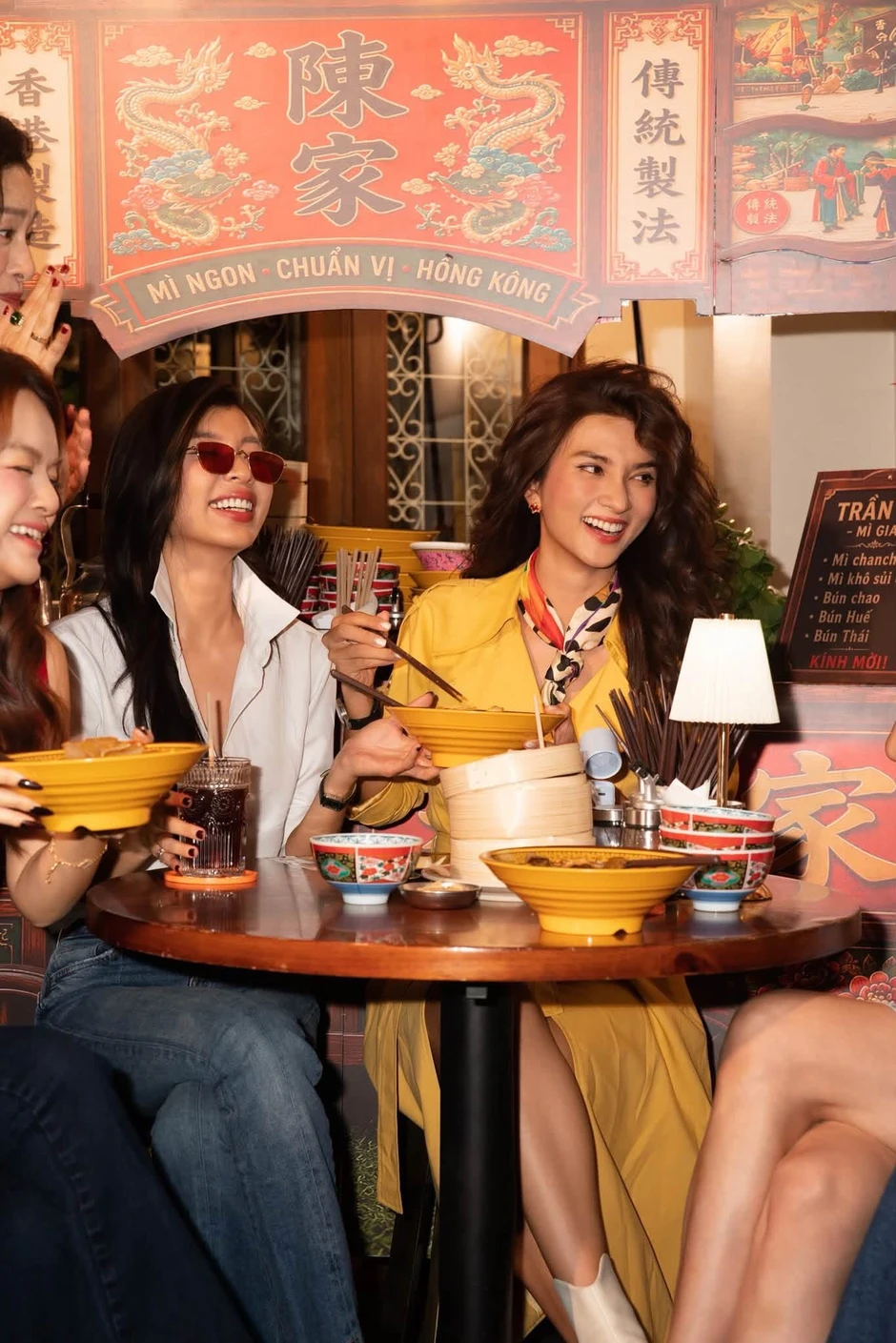Việt Nam có 1 gương mặt vừa Hong Kong, vừa Âu Mỹ, vừa Latinh