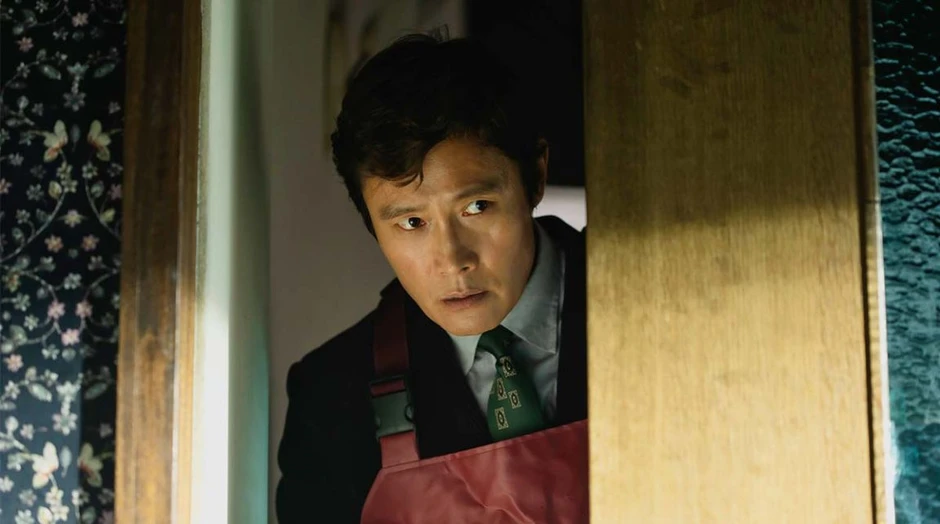 Viral nhất Baeksang 2026: Lee Byung Hun tỏ thái độ với Son Ye Jin