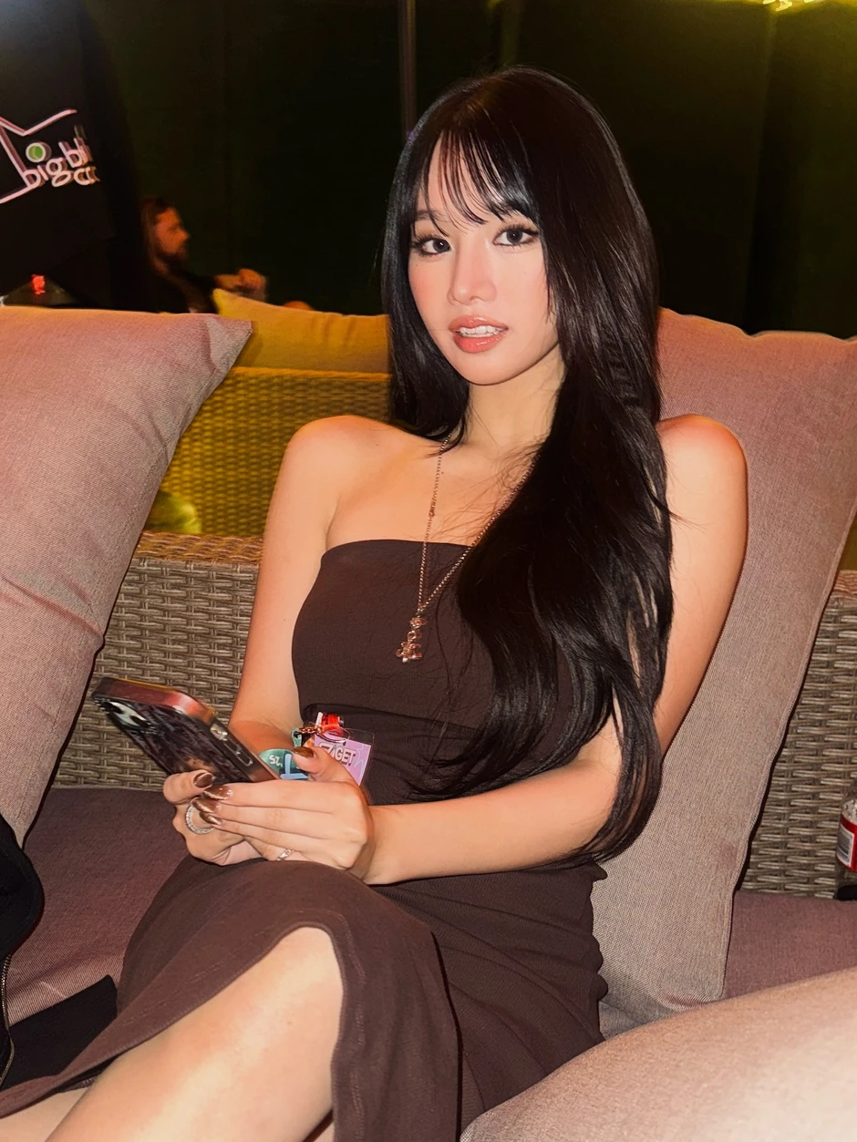 Vóc dáng chân thực của Lisa thế hệ mới