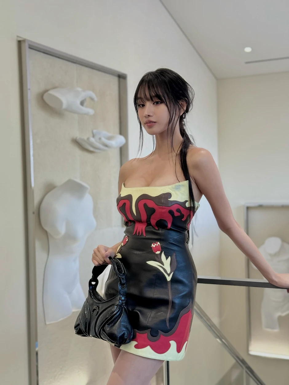 Vóc dáng chân thực của Lisa thế hệ mới