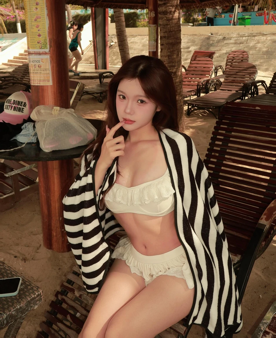 "+1" dresscode cho hội chị em đón hè năm nay, cứ "lên đồ" là đảm bảo hút trọn mọi ánh nhìn