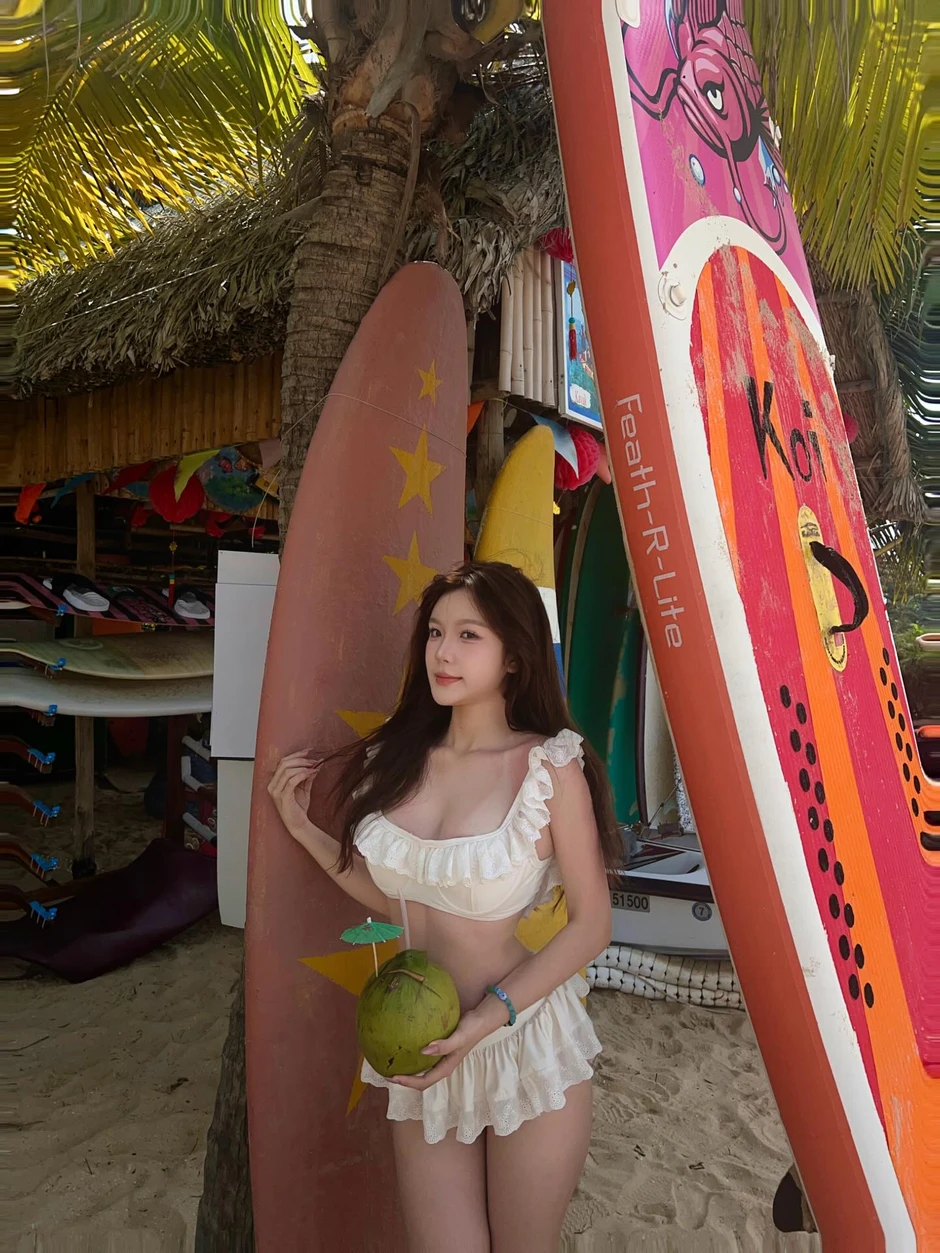 "+1" dresscode cho hội chị em đón hè năm nay, cứ "lên đồ" là đảm bảo hút trọn mọi ánh nhìn