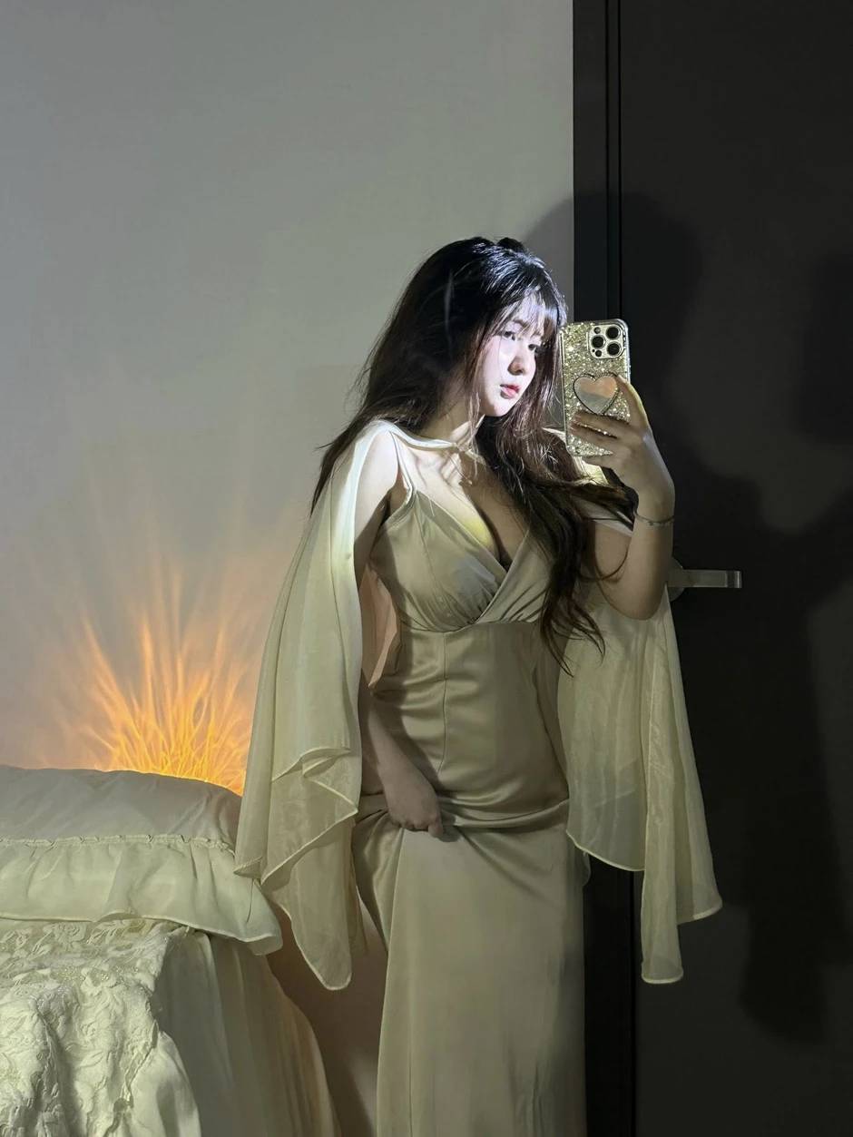"Nhạc nào cũng nhảy", Ly ghét ăn rau chứng minh dù với phong cách nào, cô nàng cũng có thể "cân đẹp" "Nhạc nào cũng nhảy", Ly ghét ăn rau chứng minh dù với phong cách nào, cô nàng cũng có thể "cân đẹp"