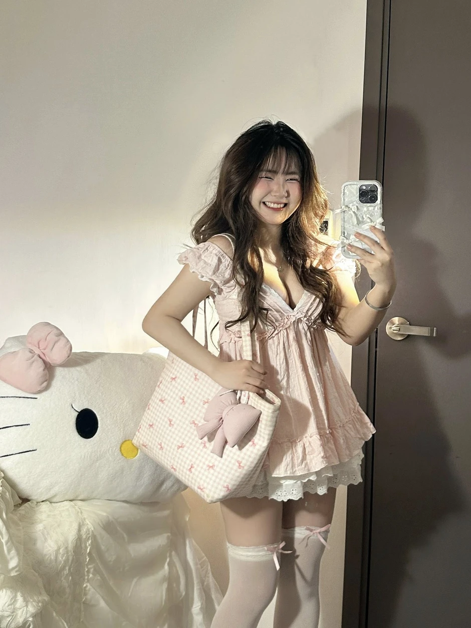 "Nhạc nào cũng nhảy", Ly ghét ăn rau chứng minh dù với phong cách nào, cô nàng cũng có thể "cân đẹp" "Nhạc nào cũng nhảy", Ly ghét ăn rau chứng minh dù với phong cách nào, cô nàng cũng có thể "cân đẹp"