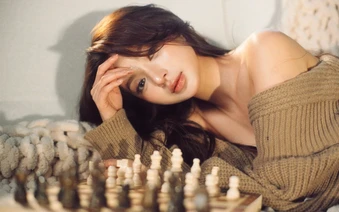 "Nữ thần" Chi Củ Cải trở lại làng streamer, fan phấn khích vì thần tượng ngày càng "chăm" live