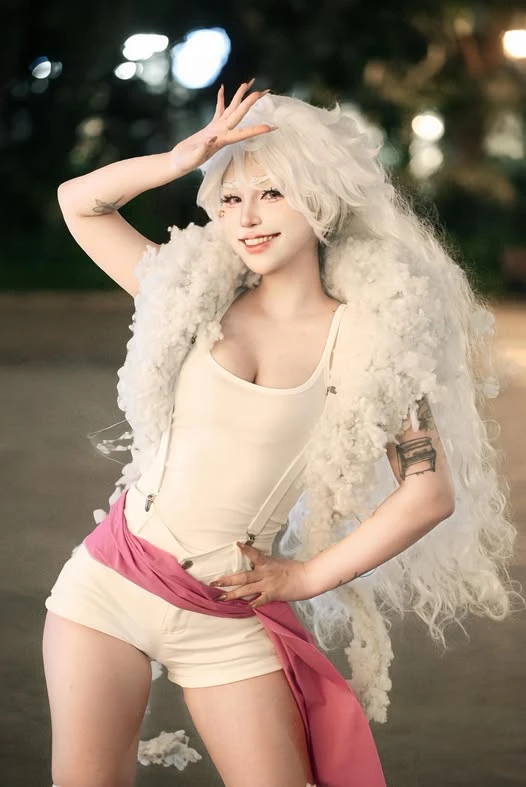 "Phá tan" nguyên tác, nữ coser này vẫn khiến anh em game thủ phải mê mệt "Phá tan" nguyên tác, nữ coser này vẫn khiến anh em game thủ phải mê mệt