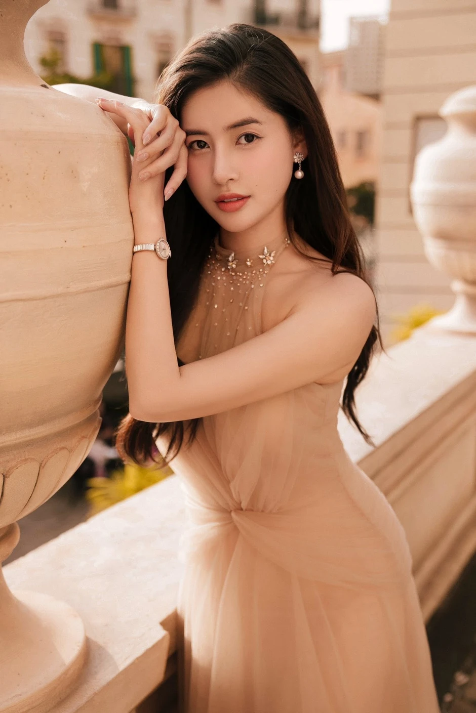 Hot girl 'ngủ gật' Phạm Hoàng Thu Uyên sẵn sàng tỏa sáng tại Miss Earth 2026