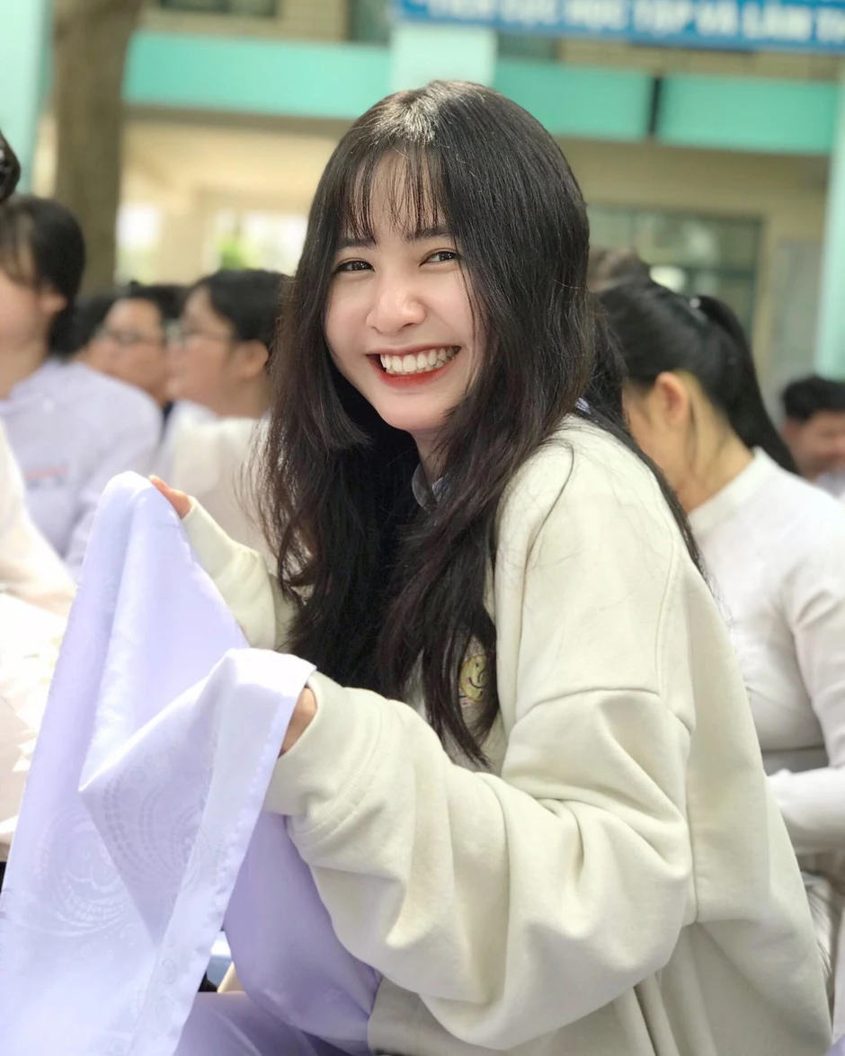5 năm 1 hành trình, nữ TikToker "triệu follow" ngày càng thăng hạng, vẫn giữ nguyên nụ cười trong trẻo thuở ban đầu khiến anh em "gục ngã" 5 năm 1 hành trình, nữ TikToker "triệu follow" ngày càng thăng hạng, vẫn giữ nguyên nụ cười trong trẻo thuở ban đầu khiến anh em "gục ngã"