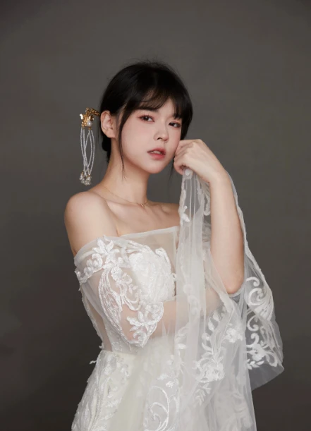 Bị quấy rối qua tin nhắn, nữ game thủ nổi tiếng "cầu cứu" CDM Bị quấy rối qua tin nhắn, nữ game thủ nổi tiếng "cầu cứu" CDM