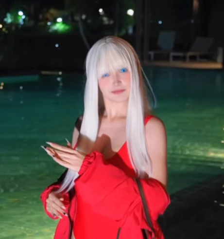 Biến hình thành Gojo Satoru bên hồ bơi, hóa ra đây là cách nữ coser 2 triệu follow "hút view" trên MXH Biến hình thành Gojo Satoru bên hồ bơi, hóa ra đây là cách nữ coser 2 triệu follow "hút view" trên MXH
